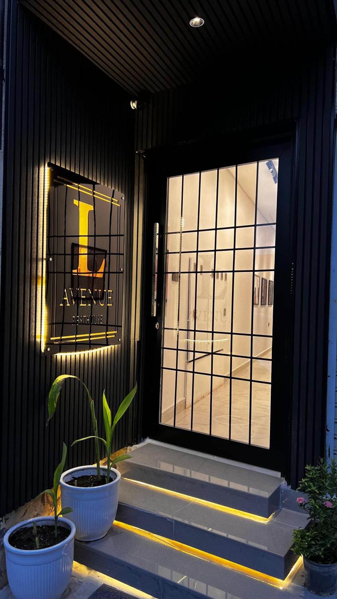 Lavenue Resthouse Apartment Nizwa Luaran gambar